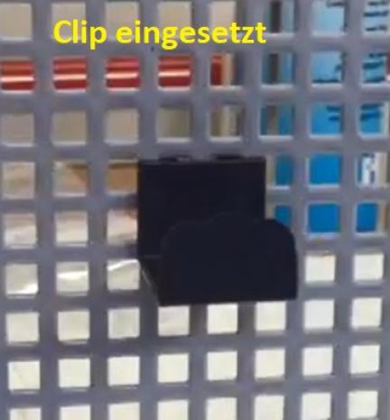 Kunststoff-Clips für Lochblechständer 28 mm, schwarz