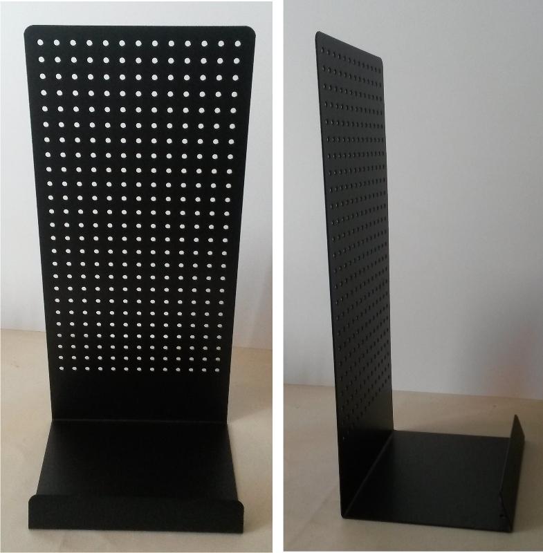 Lochblech-Thekenständer 210 x 450 mm Rundlochung 4/15 mm, L-Form